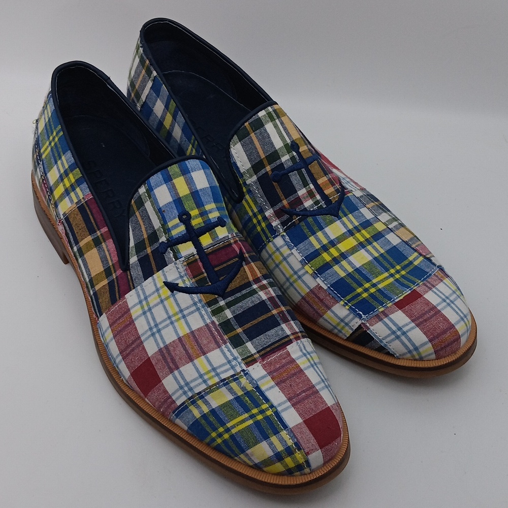 SPERRY SHOES